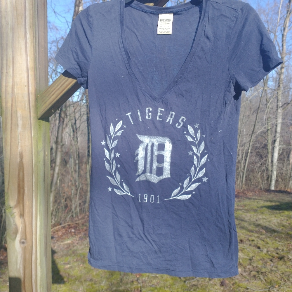 Victoria's secret pink brand Detroit tigers shirt